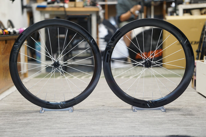 Enve SES 4.5 // Berd Spoke // Onyx Vesper Road