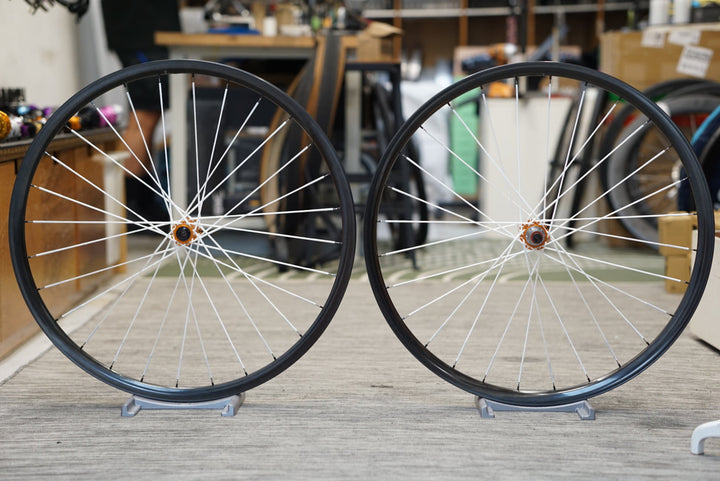 H Plus Son Archetype // Phil Wood Track Hub – BuiltWheels