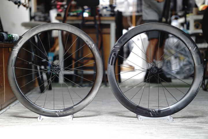 ENVE SES 4.5 // CARBON-TI X HUB