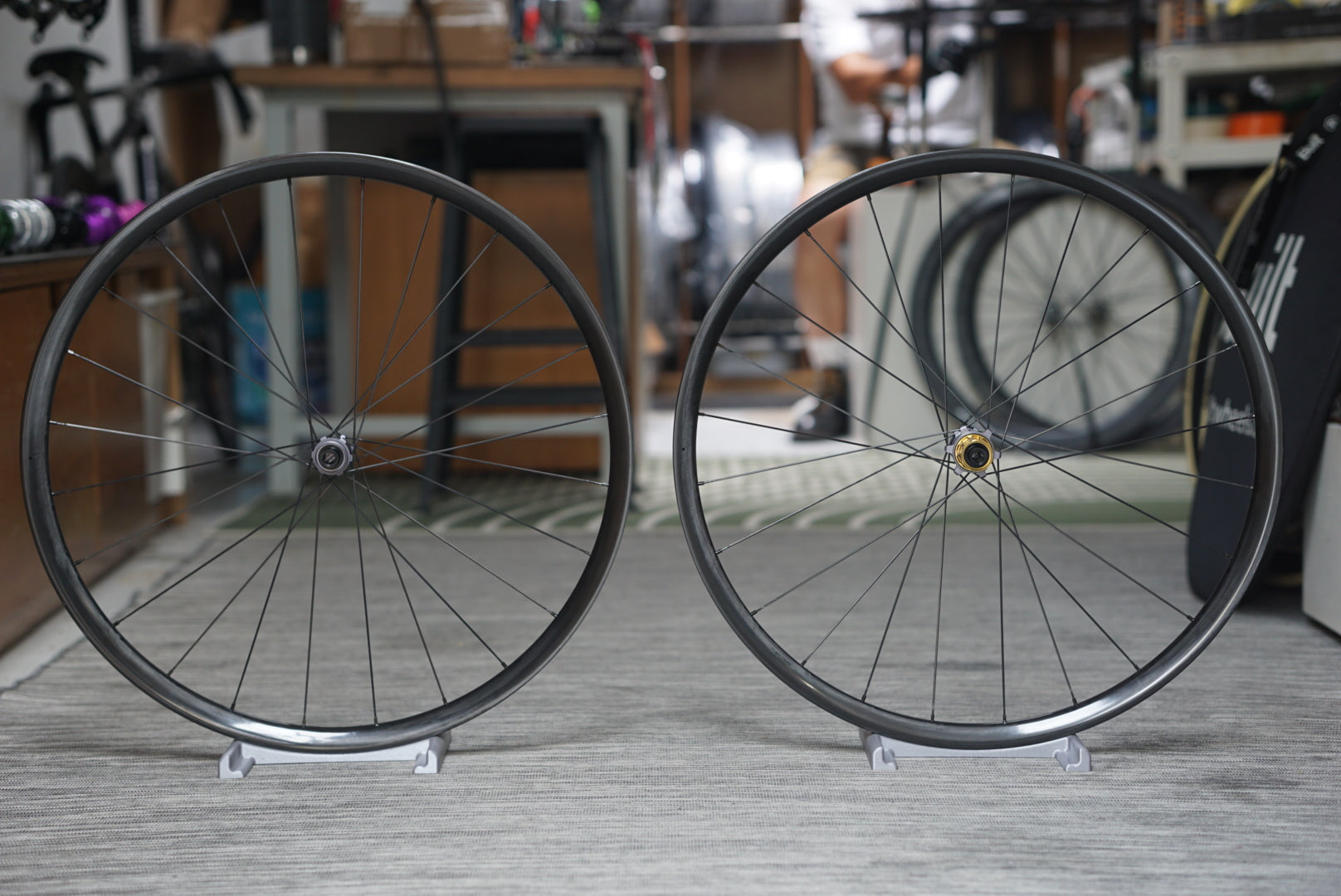 Light Bicycle AR25 // Tactic Racing TR01 – BuiltWheels
