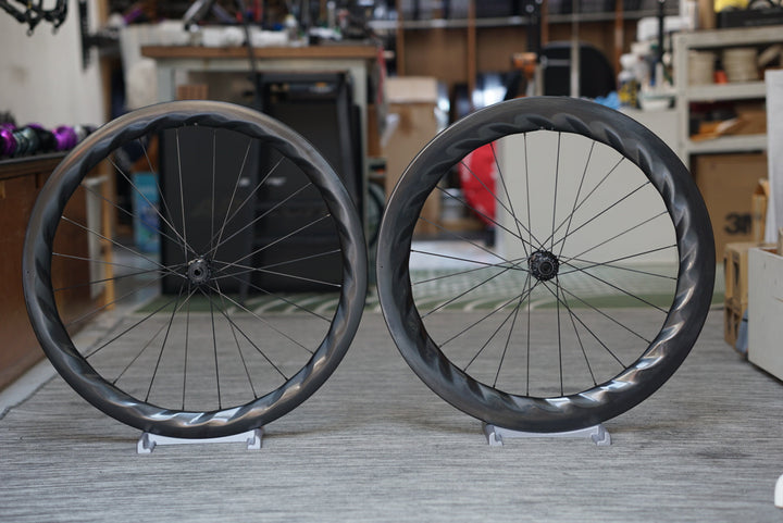 Light Bicycle Turbo 50/65 // Onyx Vesper Disc Hub